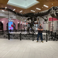 Der Leiter des Kunstbereichs der Utah Tech University schuf einen riesigen 3D-gedruckten Dinosaurier mit QIDI-3D-Druckern